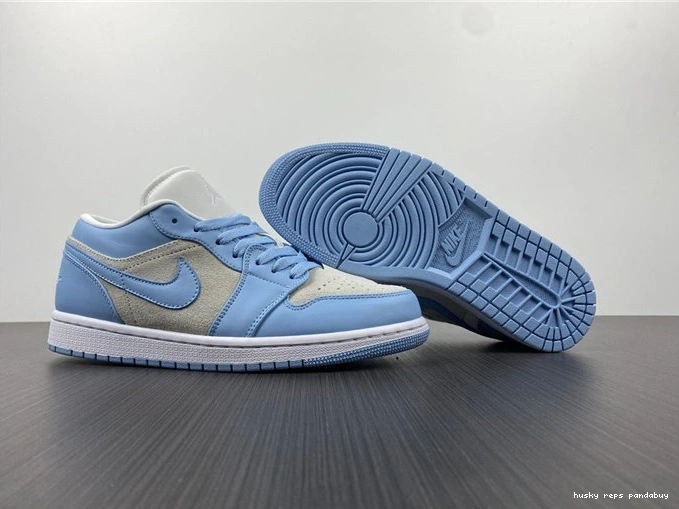 Cheap Husky Football Jordan1 Aluminum 3708 Grey OdorResistant DC0774- 1013